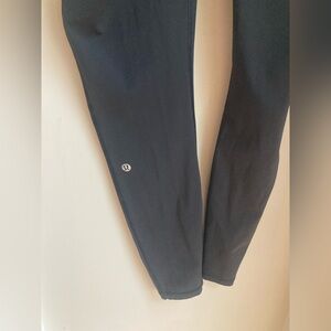 Lululemon Leggings Full Length Size 8 Black Phone Pockets Zippered pocket